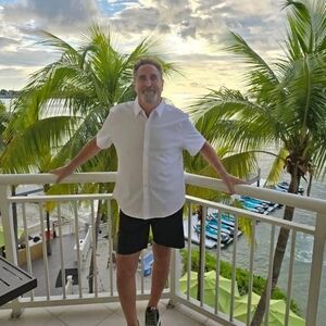 Meet your Posher, Jax